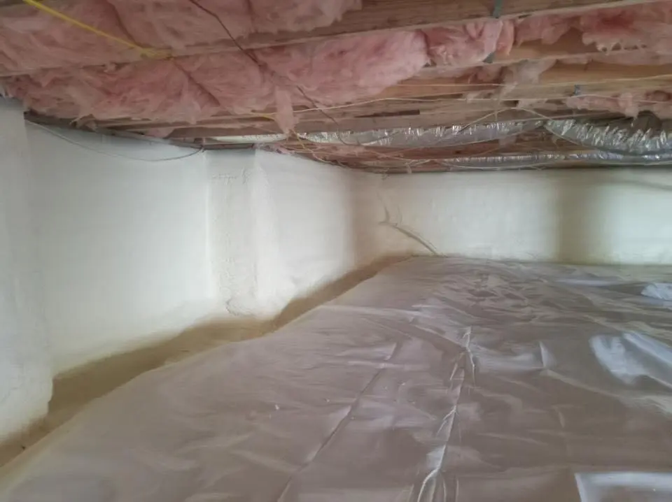 Crawl space encapsulation with closed-cell spray foam for Spray Foam Roofing in Everett